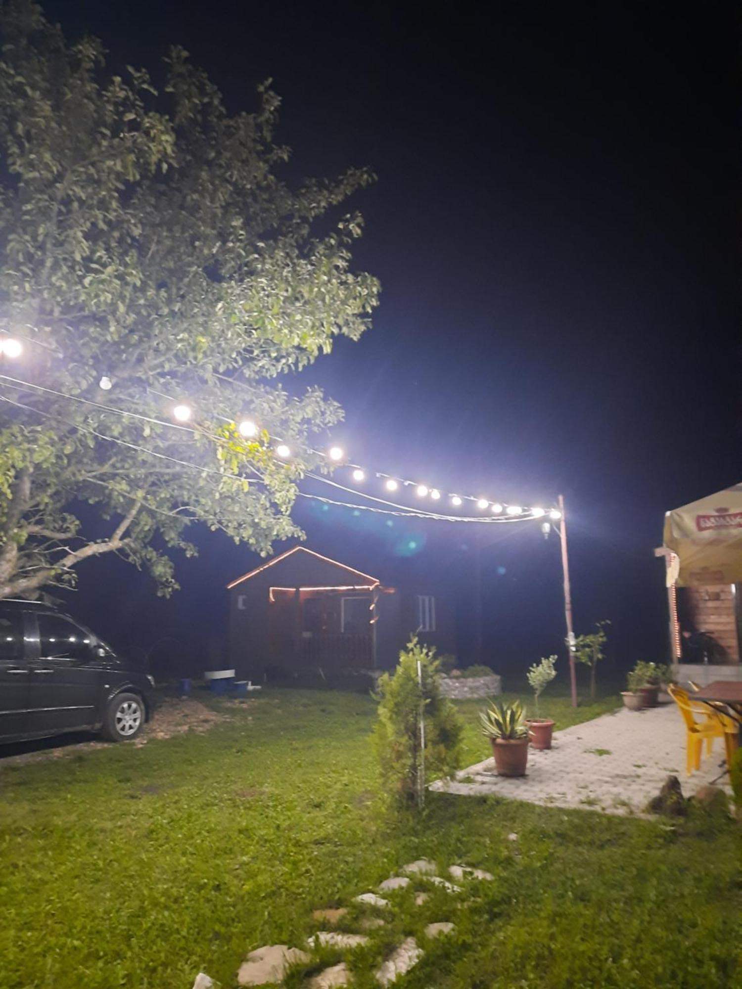 Family Hotel Maia - Cемейная гостиница Майя Dashbashi Екстериор снимка