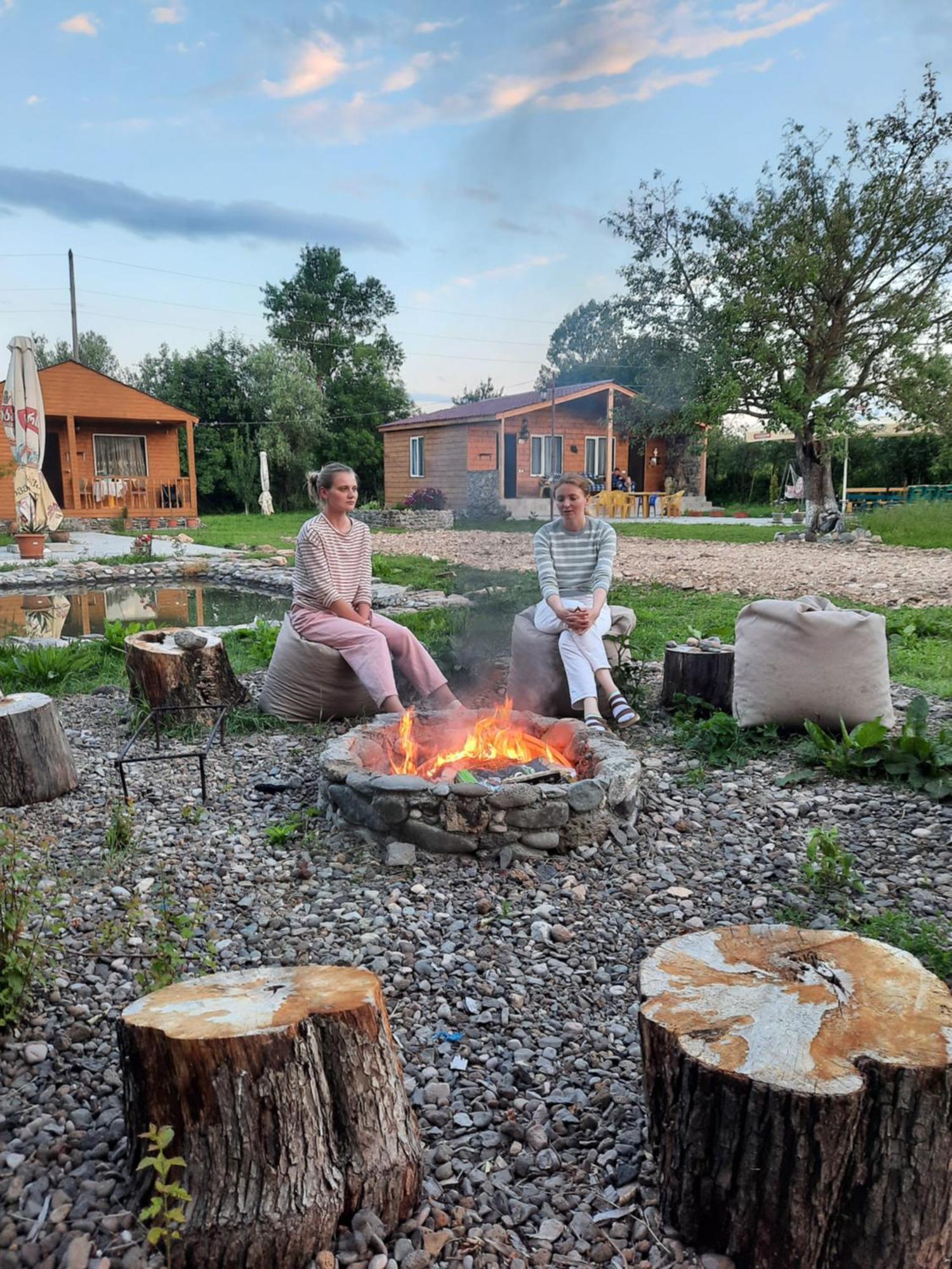 Family Hotel Maia - Cемейная гостиница Майя Dashbashi Екстериор снимка