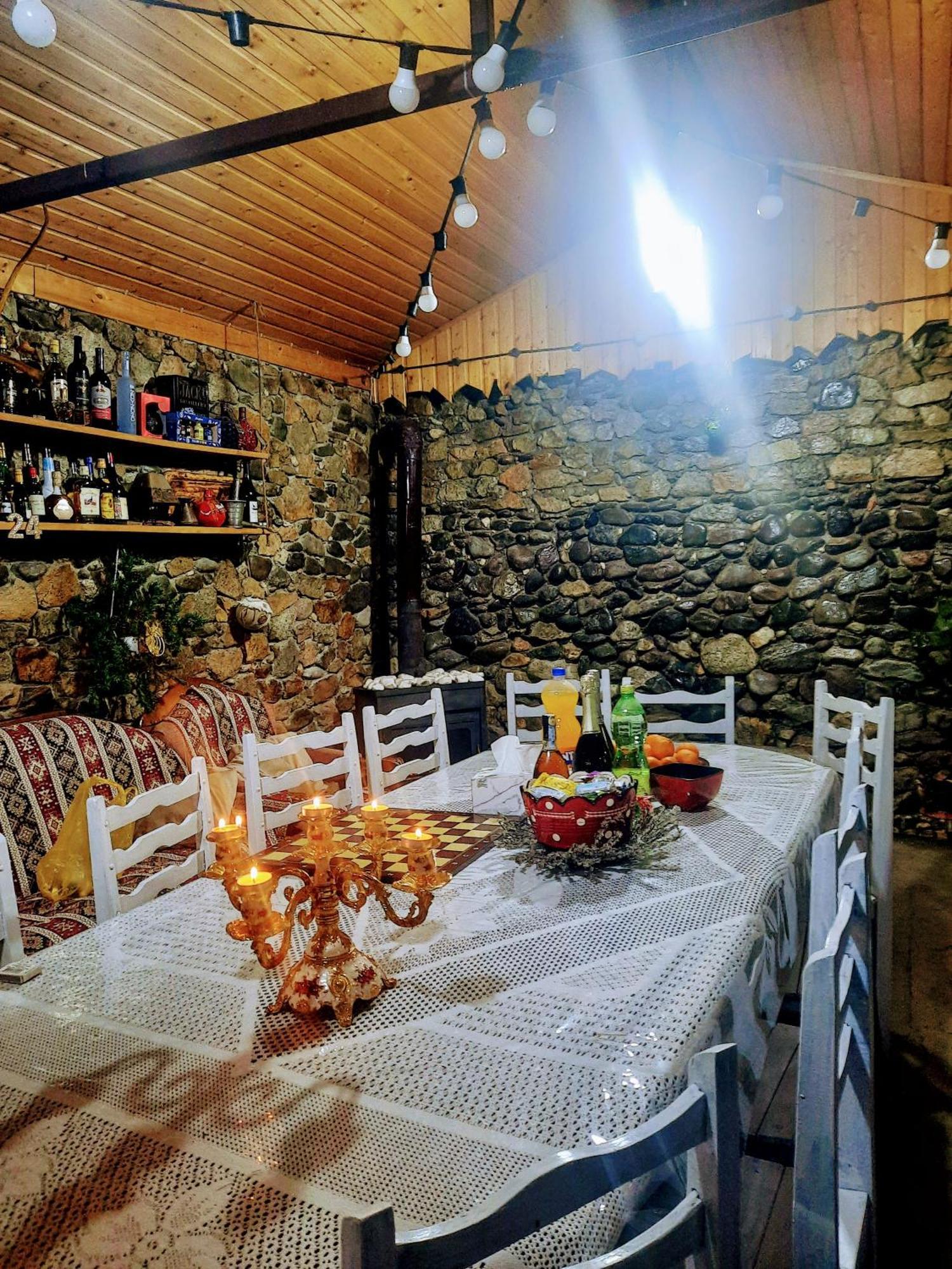 Family Hotel Maia - Cемейная гостиница Майя Dashbashi Екстериор снимка